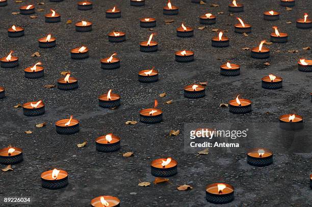 lights of rememberance - concentration camp stock pictures, royalty-free photos & images