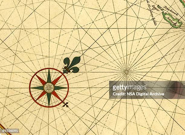 alte compass rose - kompass stock-grafiken, -clipart, -cartoons und -symbole