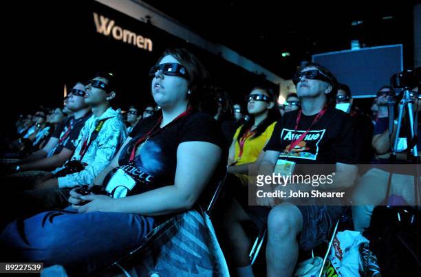 Fans at the "Avatar" Q&A during Comic-Con 2009 held at San Diego Convention Center on July 23, 2009 in San Diego, California.