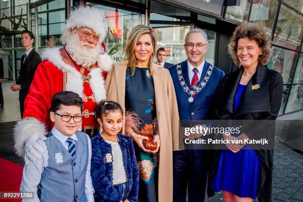 Queen Maxima of The Netherlands attends the Christmas gala concert for the best schoolband on December 14, 2017 in Rotterdam, Netherlands.