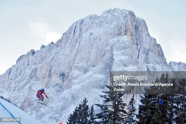 Erik Guay of Canada in action during the Audi FIS Alpine Ski World Cup Men's Downhill Training on December 14, 2017 in Val Gardena, Italy.