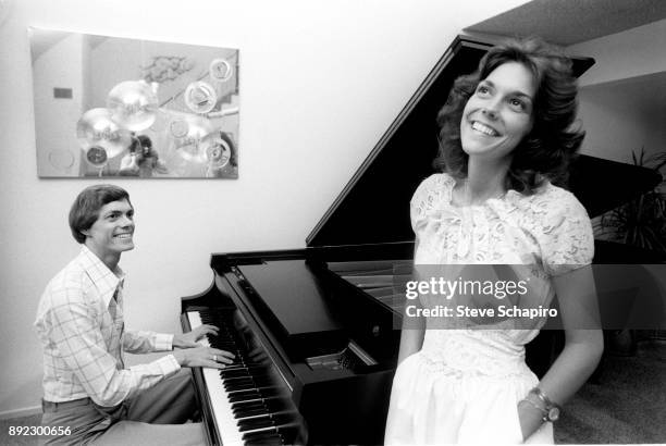 View of American sibling musicians Richard Carpenter, on the piano, and Karen Carpenter , Los Angeles, California, 1973. The pair performed as 'The...