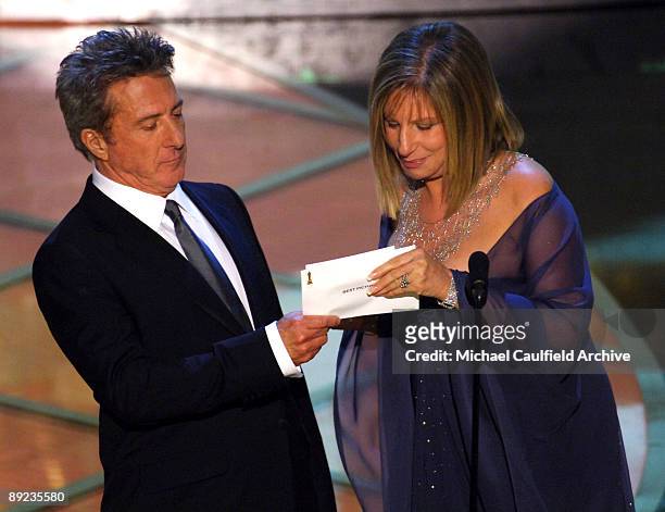 Dustin Hoffman and Barbra Streisand, presenters Best Picture