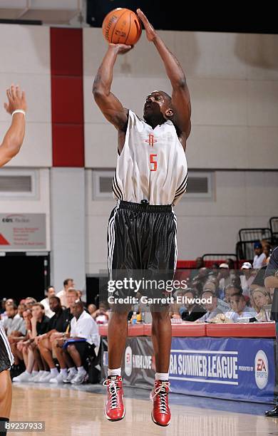 Jermaine Taylor of the Houston Rockets shoots against the Portland Trail Blazers during NBA Summer League presented by EA Sports on July 15, 2009 at...