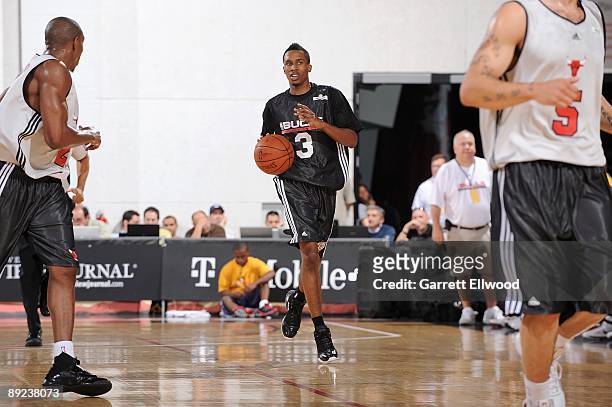 Brandon Jennings of the Milwaukee Bucks brings the ball upcourt against the Chicago Bulls during NBA Summer League presented by EA Sports on July 15,...