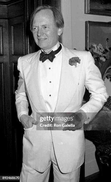 Tom Wolfe attends Esquire Magazine Gala on November 13, 1989 at 21 Club in New York City.