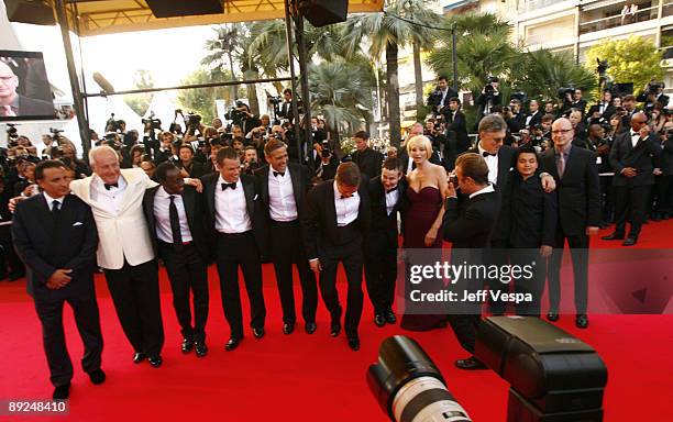 Andy Garcia, producer Jerry Weintraub, Don Cheadle, Matt Damon, George Clooney, Brad Pitt, Eddie Jemison, Ellen Barkin, Scott Caan, Elliott Gould,...