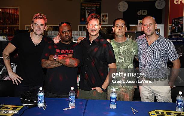 Rodney Murphy 735 Rodney Murphy Stock Photos, High-Res Pictures, and Images - Getty ...