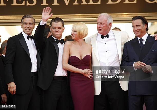 George Clooney, Matt Damon, Ellen Barkin, producer Jerry Weintraub and Andy Garcia