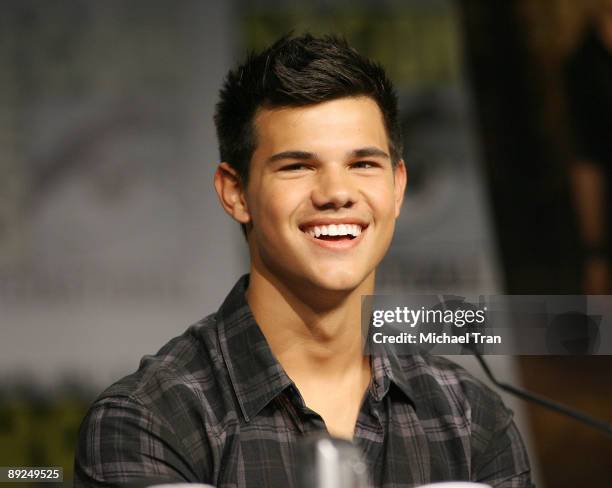 Actor Taylor Lautner attends the 2009 Comic-Con "Twilight: New Moon" press conference held at the Hilton San Diego Bayfront Hotel on July 23, 2009 in...