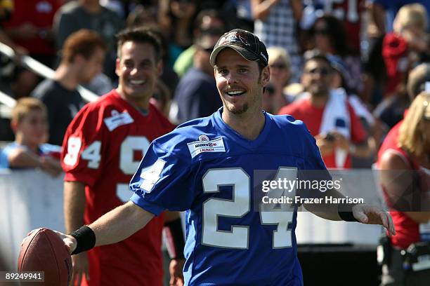 Actor Kevin Dillon takes part in the Madden NFL 10 Pigskiin Pro-Am on Xbox 360 event on July 24, 2009 in Malibu, California.