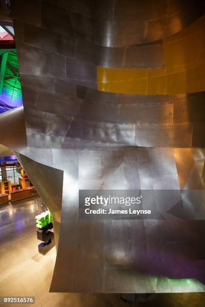 emp museum - seattle - experience music project stock pictures, royalty-free photos & images