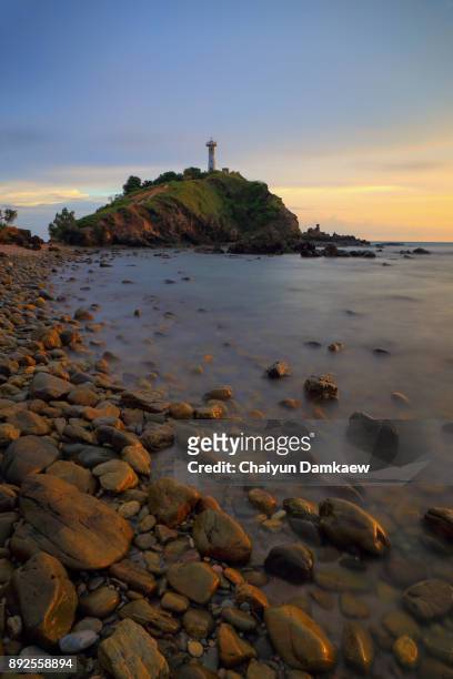 lighthouse in twilight at ko lanta island, krabi - steinschlag stock-fotos und bilder