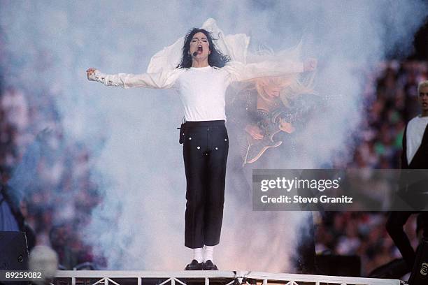 Michael Jackson performs at the Super Bowl XXVII Halftime show at the Rose Bowl on January 31, 1993 in Pasadena, California.