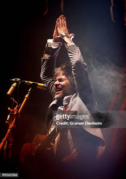 Wayne Coyne of the Flaming Lips performs on stage during the Splendour in the Grass festival at Belongil Fields on July 26, 2009 in Byron Bay,...