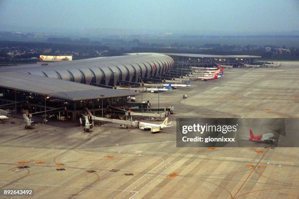 shenyang taoxian international airport, liaoning, china - shenyang imagens e fotografias de stock