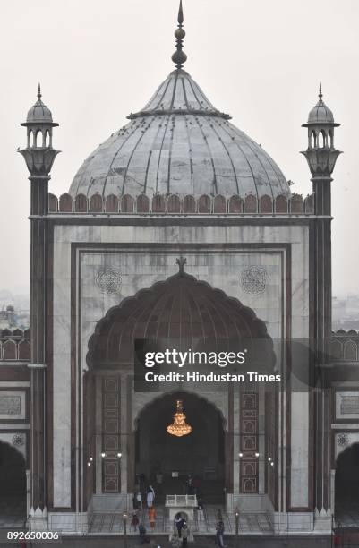 View of the damaged dome of Jama Masjid on December 13, 2017 in New Delhi, India. The 17th century mosque built by Mughal emperor Shahjahan has...