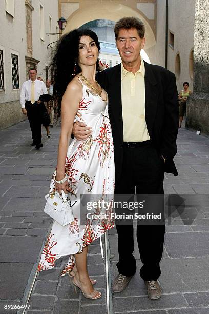 Producer Jack White and wife Janine attend the premiere of 'Everyman' during the Salzburg Festival at Domplatz on July 26, 2009 in Salzburg, Austria.