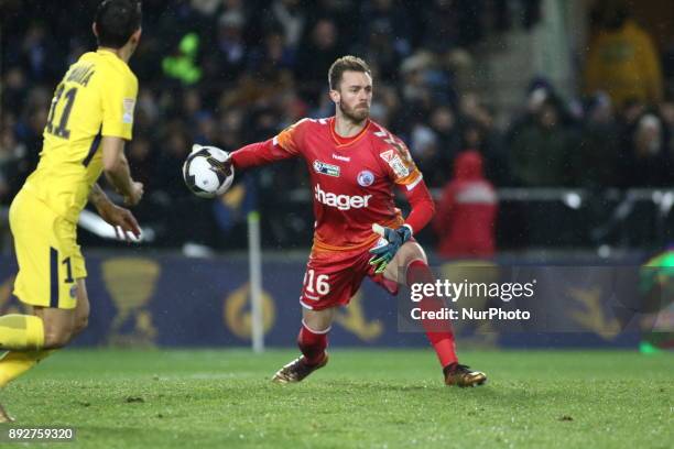 Strasbourg's French goalkeeper Alexandre Oukidja during the french League Cup match, Round of 16, between Strasbourg and Paris Saint Germain on...