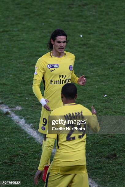 The sostitution of Cavani Edinson Roberto of PSG with Mbappe Lottin Kylian during the french League Cup match, Round of 16, between Strasbourg and...