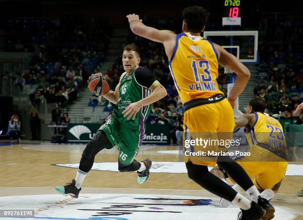 Nemanja Nedovic, #16 of Unicaja Malaga in action during the 2017/2018 Turkish Airlines EuroLeague Regular Season game between Unicaja Malaga and...