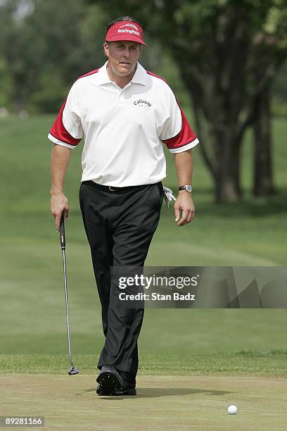 Phil Mickelson during the fourth and final round of the EDS Byron Nelson Championship held on the Tournament Players Course at TPC Four Seasons...