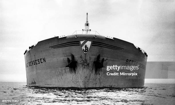 305 Norwegian Tanker Stock Photos High Res Pictures And Images 305-norwegian-tanker-stock-photos-high-res-pictures-and-images