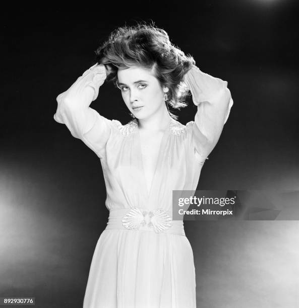 506 Lysette Anthony Photos High Res Pictures Getty Images 506-lysette-anthony-photos-high-res-pictures-getty-images