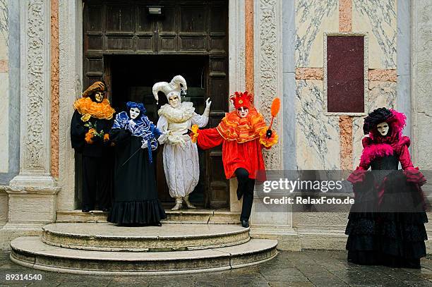 grupo de máscara no carnaval de veneza (xxl - harlequin - fotografias e filmes do acervo