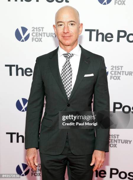 Jeff Bezos Photos and Premium High Res Pictures - Getty Images
