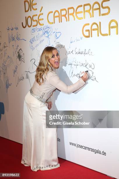 Singer Anastacia during the 23th annual Jose Carreras Gala at Bavaria Filmstudios on December 14, 2017 in Munich, Germany.