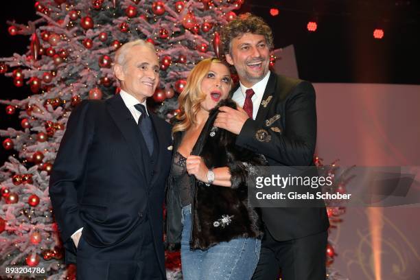 Jose Carreras, Anastacia and Jona Kaufmann during the 23th annual Jose Carreras Gala at Bavaria Filmstudios on December 14, 2017 in Munich, Germany.