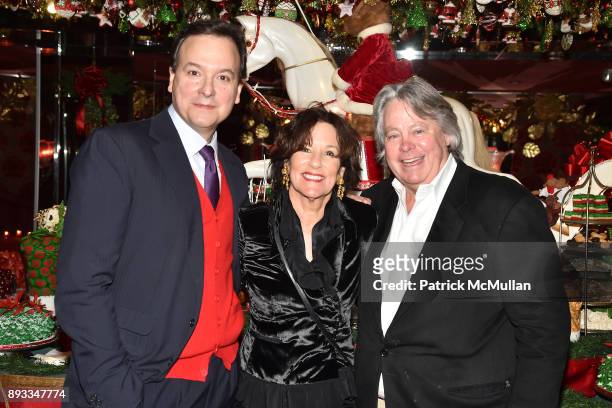 George Farias, Kim McCarty and Michael McCarty attend A Christmas Cheer Holiday Party 2017 Hosted by George Farias, Anne and Jay McInerney at The...