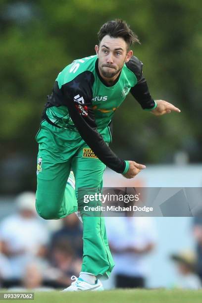 Glenn Maxwell of the Stars bowls during the Twenty20 BBL practice match between the Melbourne Stars and the Hobart Hurricanes at Traralgon Recreation...