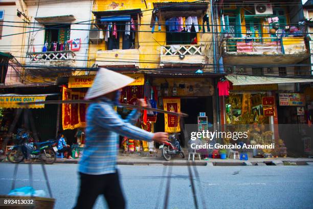 hanoi city in vietnam - hanoi fotografías e imágenes de stock