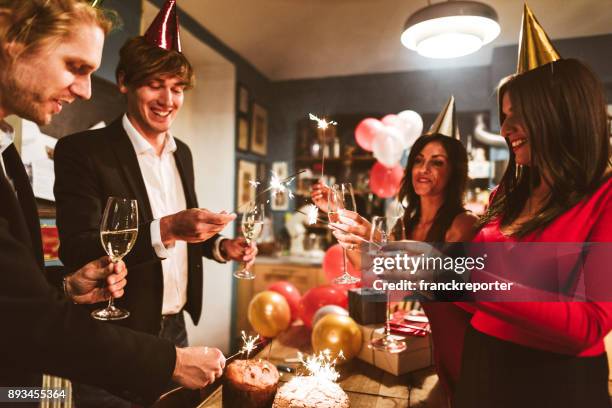 Chritmas Rave 248 Rave Kitchen Stock Photos, High-Res Pictures, and Images - Getty Images