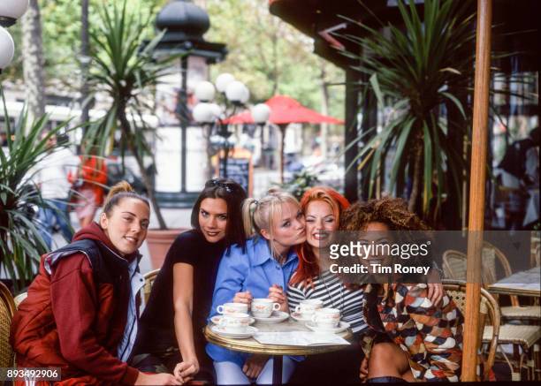 Spice Girls, portrait, in the street in Paris, France, 1996. L-R Mel C, Victoria Adams, Emma Bunton, Geri Halliwell, Mel B.
