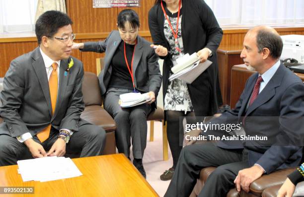 The U.N. Special rapporteur on the situation of human rights in North Korea Tomas Ojea Quintana meets Minister in charge of the Abduction Issue...
