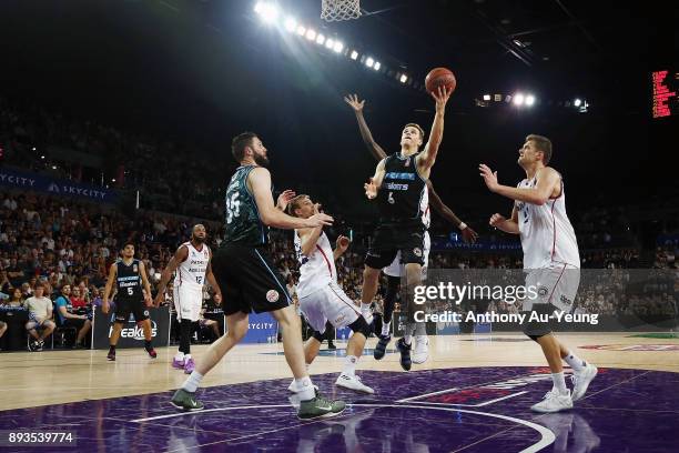 Kirk Penney of the Breakers goes to the basket during the round 10 NBL match between the New Zealand Breakers and the Adelaide 36ers at Spark Arena...