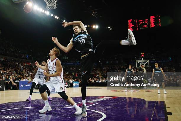 Tom Abercrombie of the Breakers goes after a rebound during the round 10 NBL match between the New Zealand Breakers and the Adelaide 36ers at Spark...