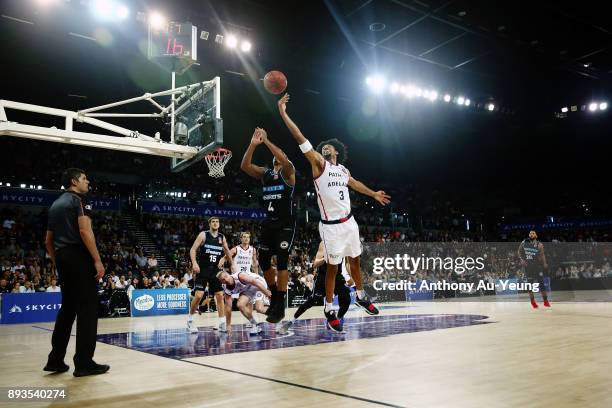 Josh Childress of the 36ers competes for the rebound against Edgar Sosa of the Breakers during the round 10 NBL match between the New Zealand...