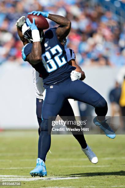 Delanie Walker of the Tennessee Titans catches a pass during a game against the Houston Texans at Nissan Stadium on December 3, 2017 in Nashville,...