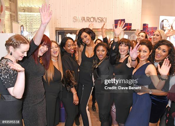Jourdan Dunn poses with fans at an exclusvie meet and greet at... News
