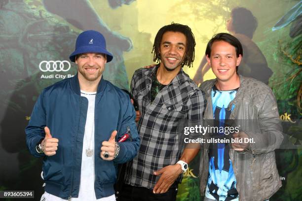 Band Culcha Candela / auf dem Roter Teppich bei der Premiere des Animationsfilmes zur Filmpremiere: > The Jungle Book < im Kino Zoo Palast in Berlin...