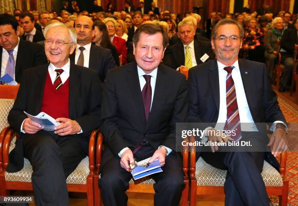 Botschafter Vladimir Grinin mit Manfred Stolpe und Matthias Platzeck / Die Garnisonkirchen-Stiftung laedt ausgewaehlte Gaeste zu einem Benefizkonzert...