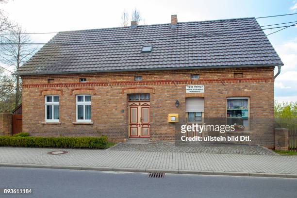 Deutschland/Brandenburg/Bohsdorf, , Strittmatters Laden in Bohsdorf. Der Schriftsteller Erwin Strittmatter verbrachte seine Kindheit in Bohsdorf. Der...
