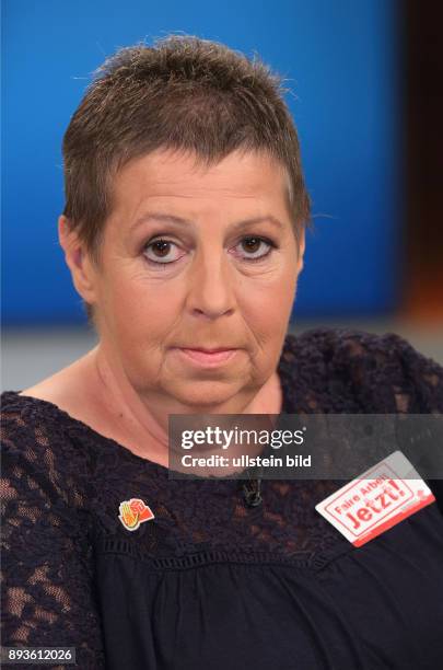 Susanne Neumann in der ARD-Talkshow ANNE WILL am in Berlin Thema der Sendung: Heute kleiner Lohn, morgen Altersarmut - Versagt der Sozialstaat?