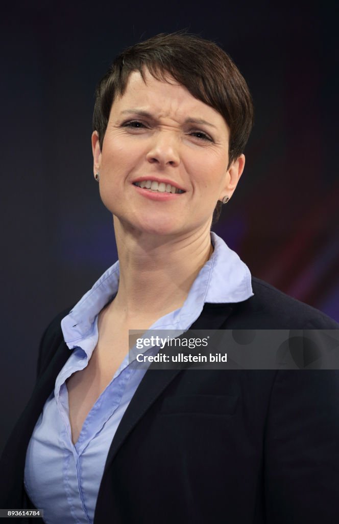 Dr. Frauke Petry (Parteivorsitzende, AfD) in der ZDF-Talkshow maybrit illner spezial am 13.03.2016 in Berlin