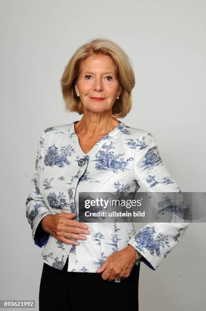 Fototermin am in Hamburg im Kempinski Hotel Atlantic, Goldener Saal mit Christiane Hörbiger und ihr Lebensgefährte Prof. Gerhard Tötschinger Am 13....