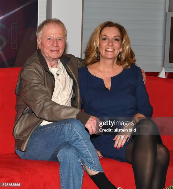 Gast bei Bettina Tietjen auf dem Roten Sofa ist Hollywood-Regisseur Wolfgang Petersen am